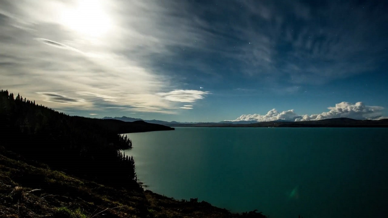 《绿水石域》复杂拍摄新西兰奇观