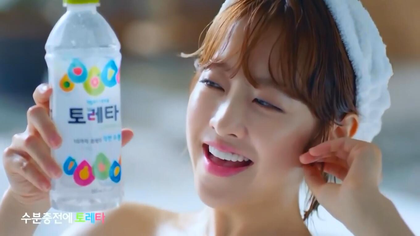 韩国可口可乐Torretta 饮料水广告