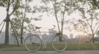 摩拜街头日，探索城市未知“自行车设计师张辑”